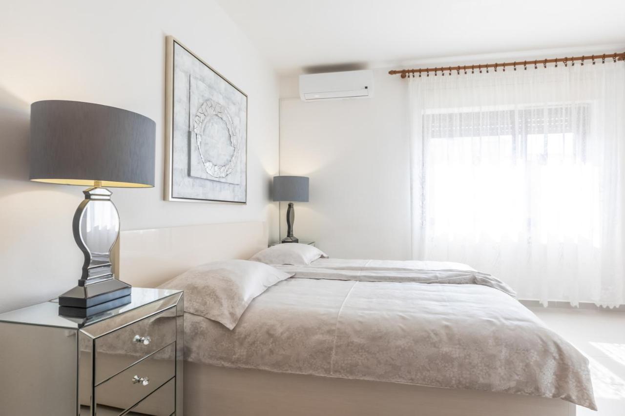 Apartments Zdenka روفينجسكو سيلو المظهر الخارجي الصورة