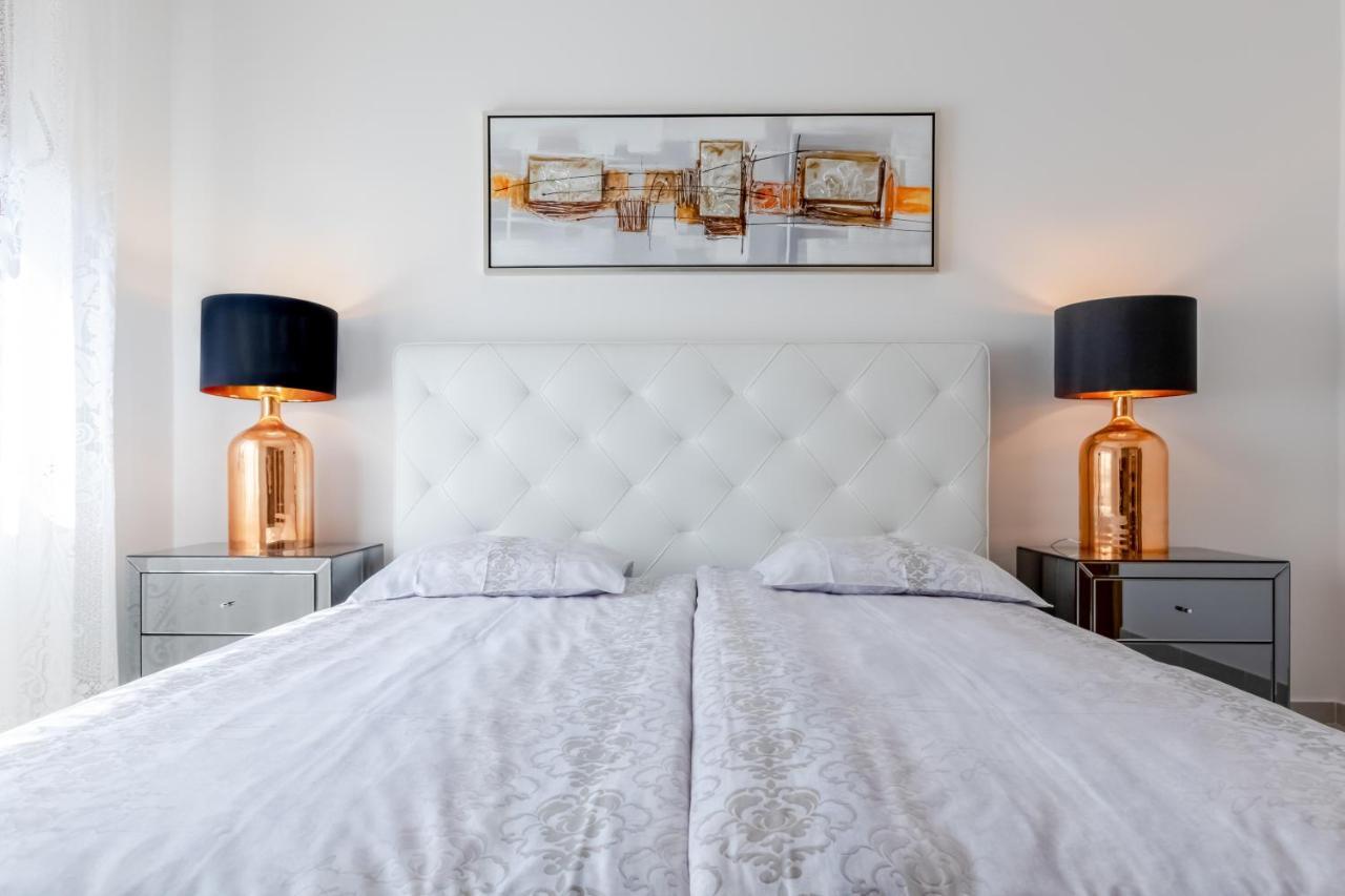 Apartments Zdenka روفينجسكو سيلو المظهر الخارجي الصورة