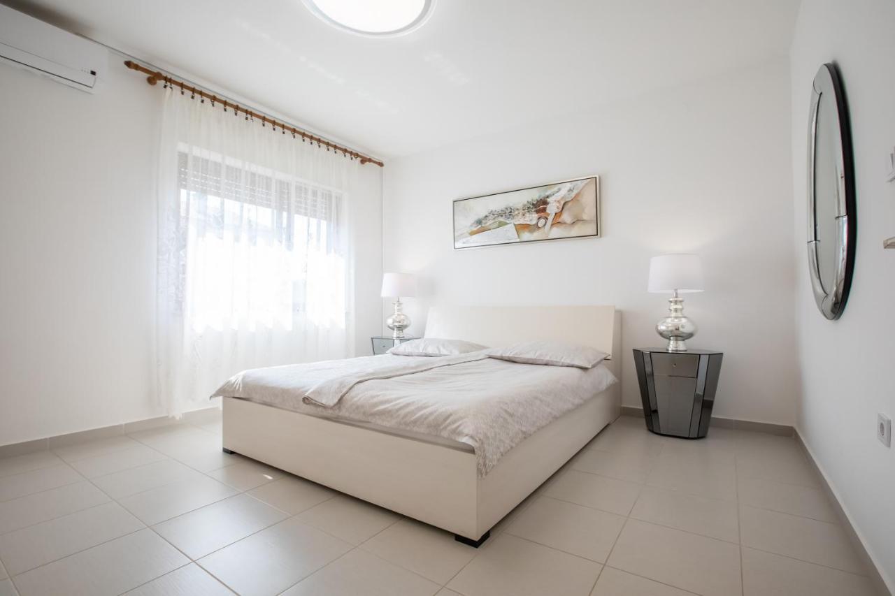 Apartments Zdenka روفينجسكو سيلو المظهر الخارجي الصورة