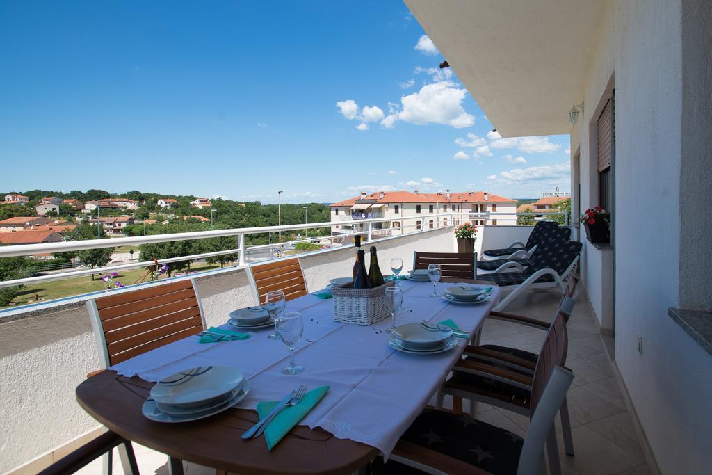 Apartments Zdenka روفينجسكو سيلو المظهر الخارجي الصورة